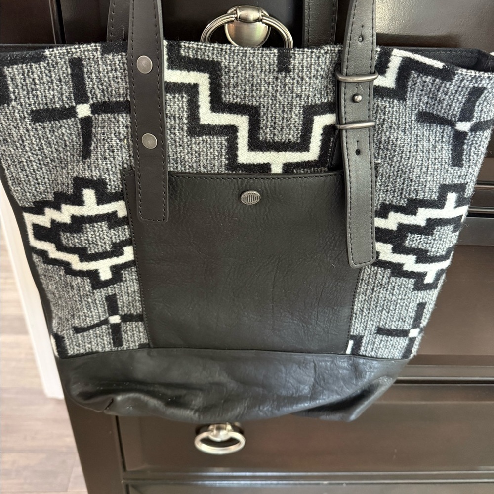Pendleton Black and White Geometric Tote